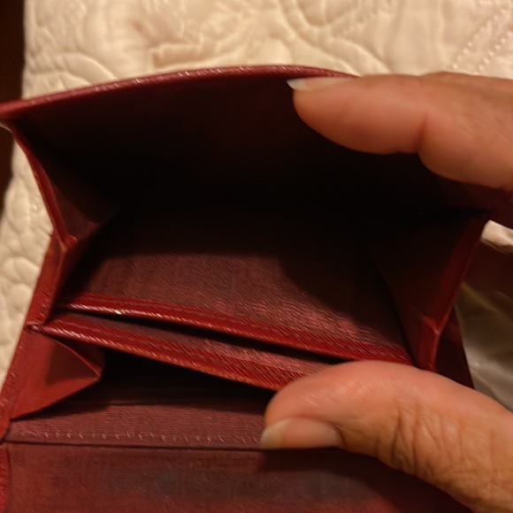 910 Burberry Red TriFold Wallet - Picture 11 of 11